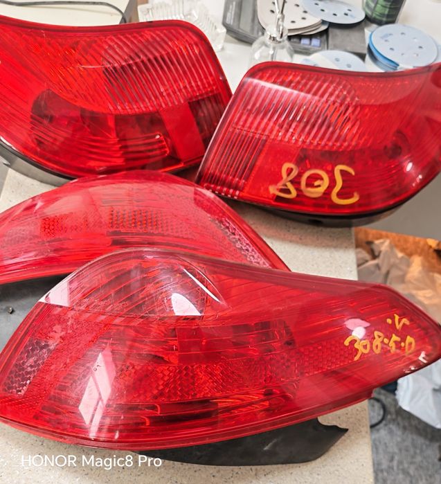 Stop tripla dreapta stanga Peugeot 308  2 modele european