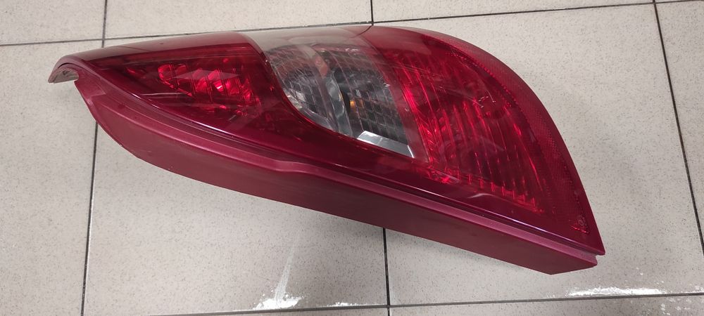 Десен фейс стоп за А класа w169