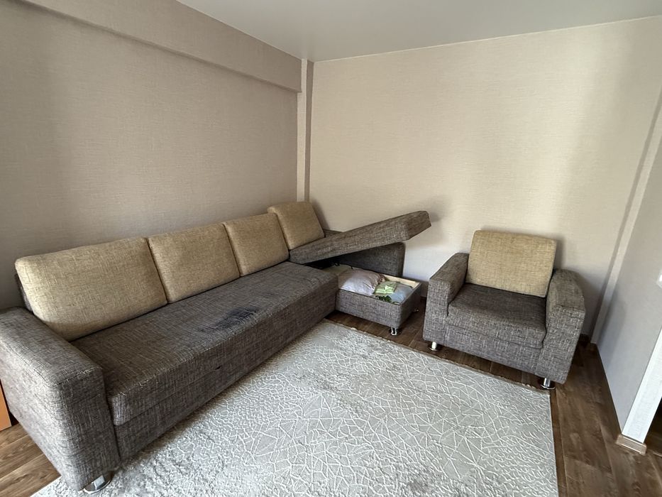 Продам мягкий уголок