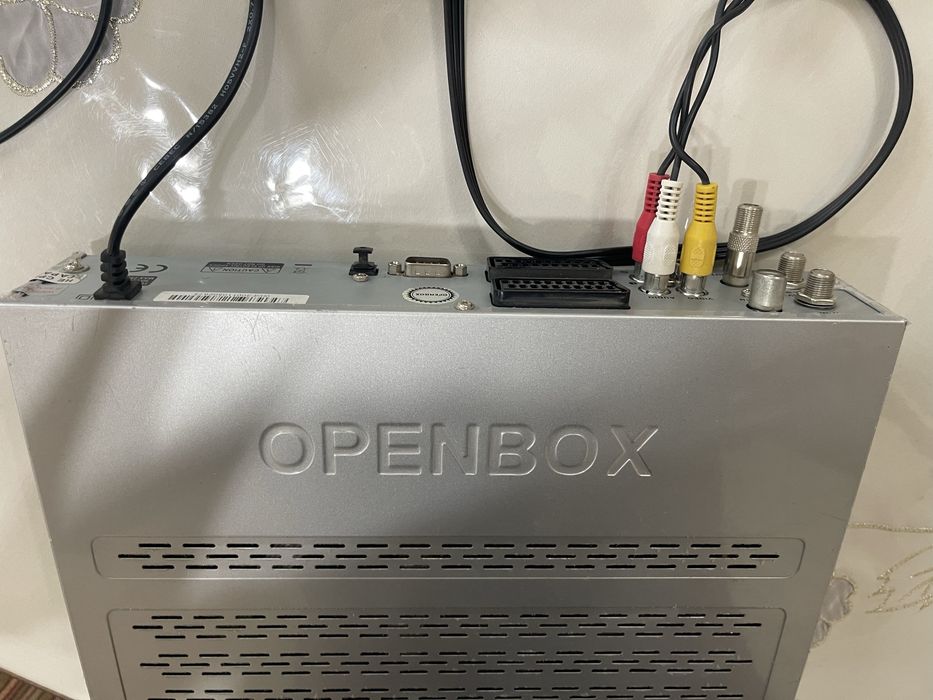 Спутниковый тюнер Openbox F-300FTA yengi pachti