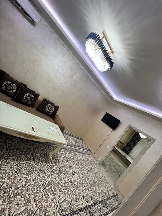 ЧИЛАНЗАР 20 кв 2 ХОНА 3 хона Килинган Шароитлари бор Тозза ремонт Оила