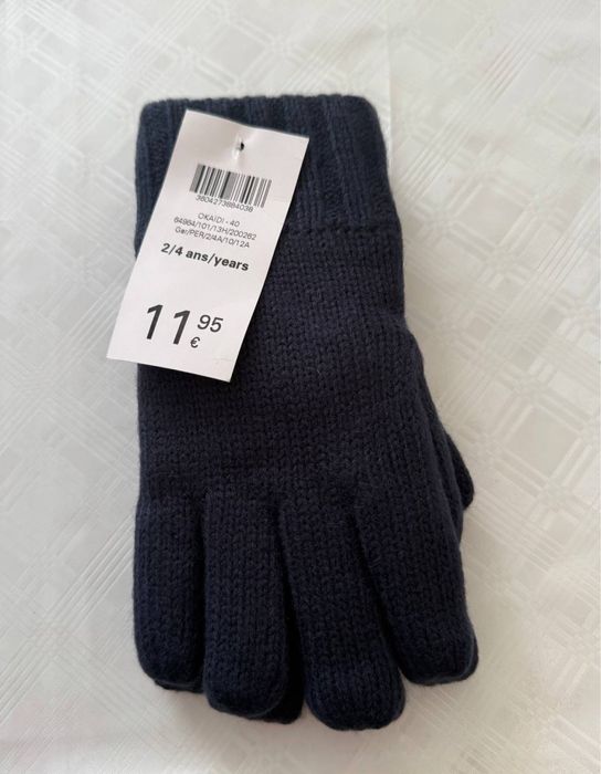 Новые утепленные перчатки okaidi на 2-4 года