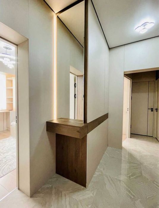 Продается 2в3 комнатная квартира Метро Ойбек Нукусская