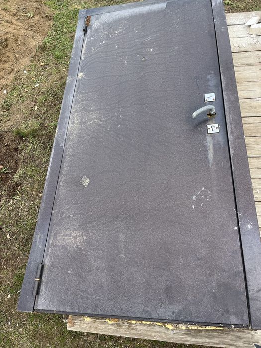 Дверь в хорошем состоянии