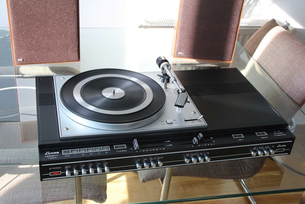 Luxor Dirigent 7000, 2 X 35 Wati cu radio si pick-up 4221, Suedia 1974