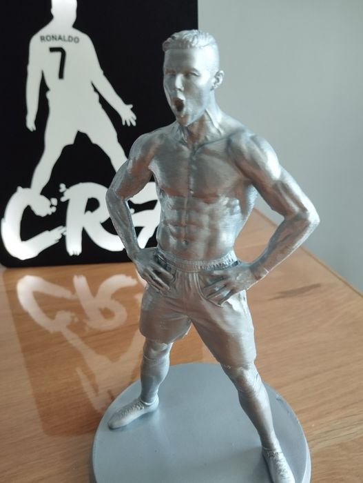 Фигура на Cristiano Ronaldo