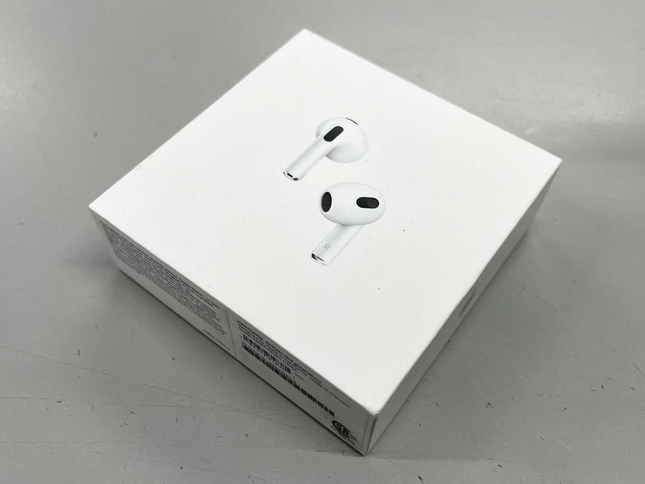 Apple AirPods 4 (ANC) with Active Noise Cancellation!