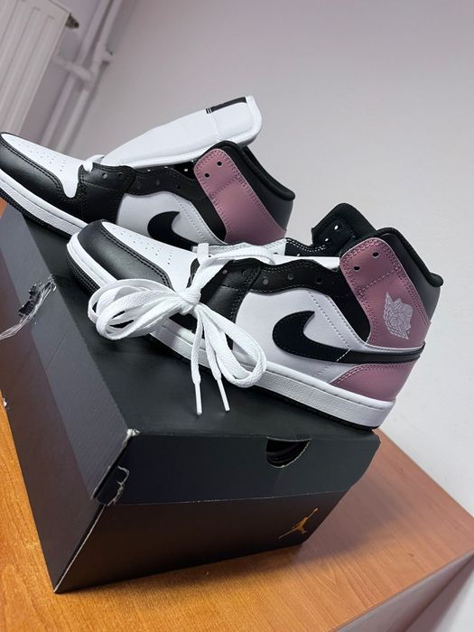 Jordan air 1 adidasi