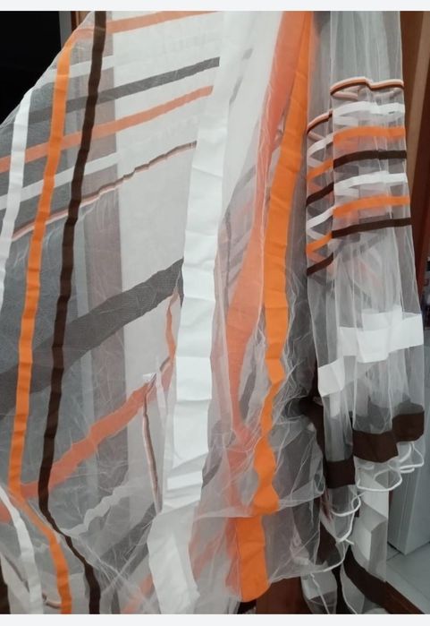 Продам новую тюль с геометрическим принтом (3.5 х 2.6 м)