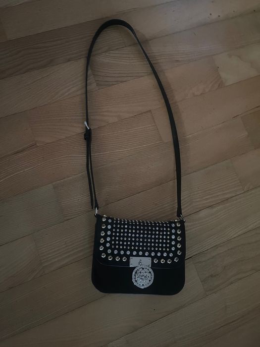 Дамска чанта Guess