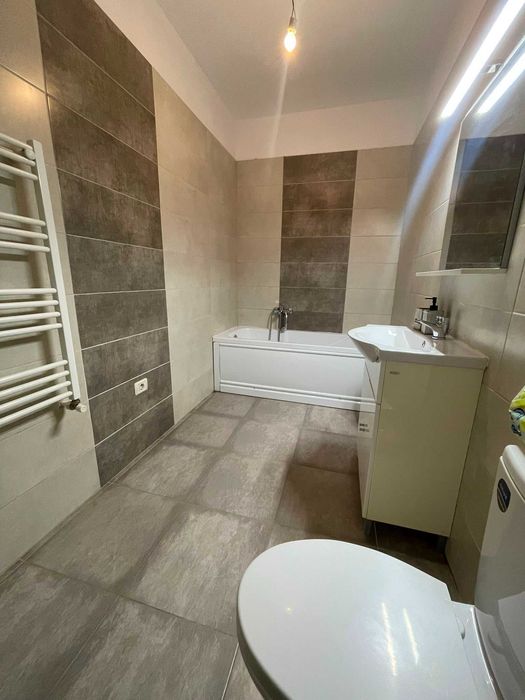 APARTAMENT DE ÎNCHIRIAT – 3 camere| DOBROESTI | 78 mp | etaj 3