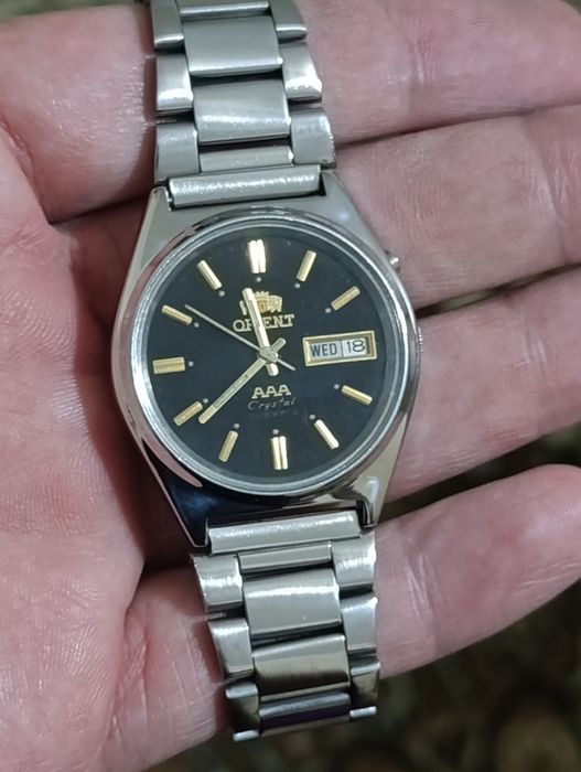 Orient соат сотилади