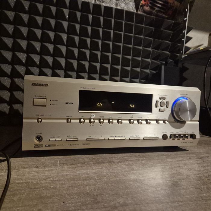 Топ цена! Усилвател / Ресивър Onkyo