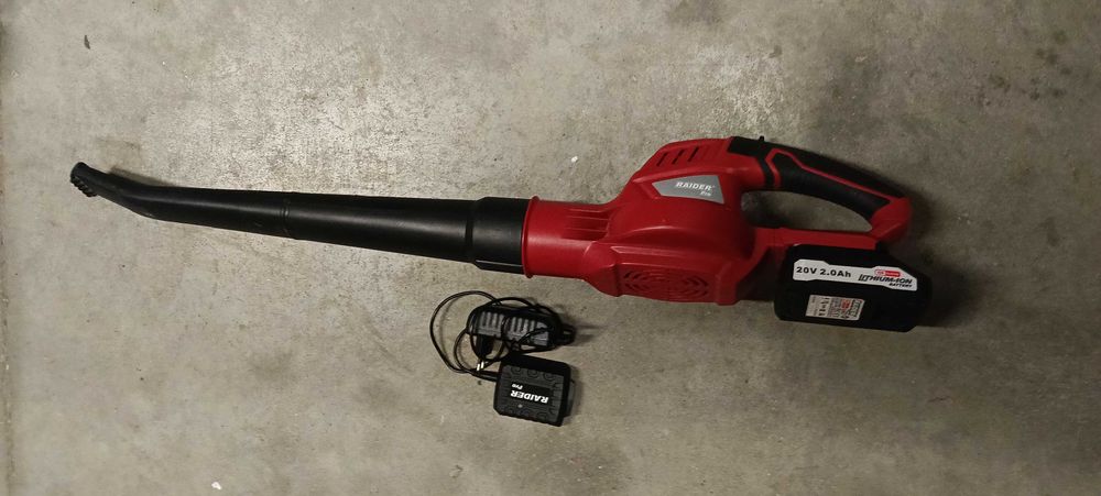 R20 Уред за обдухване 180km/h 5m3/min 1x2Ah RDP-YBL20