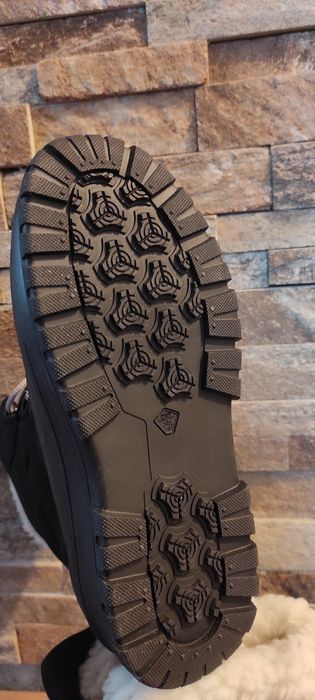 Детско юношески обувки ADIDAS QUECHUA