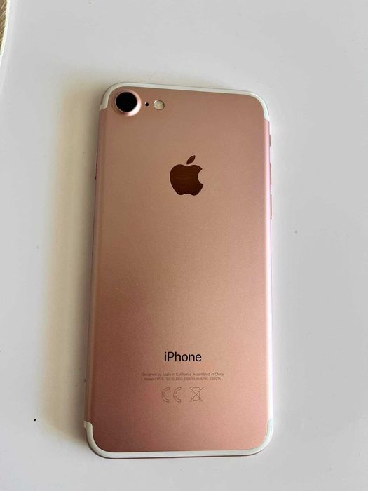 iPhone 7 в отлично състояние като нов