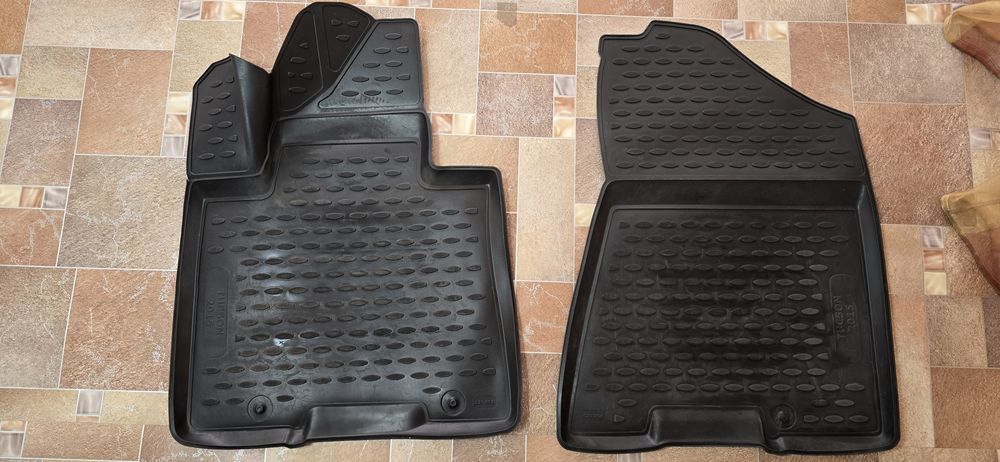 Продам полики на Туксон