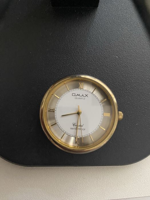 Продаю наручные часы