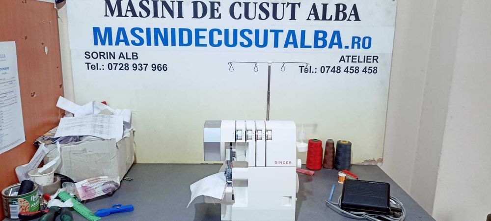 Masina de surfilat Singer  piese metalice