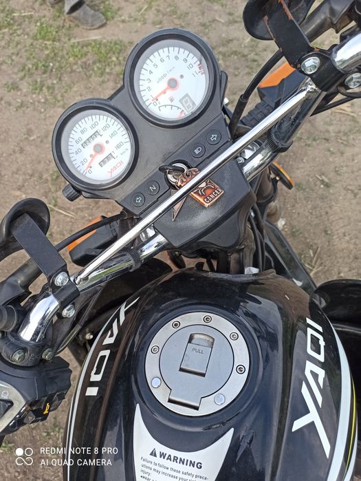 Продаю мотоцикл двести кубов