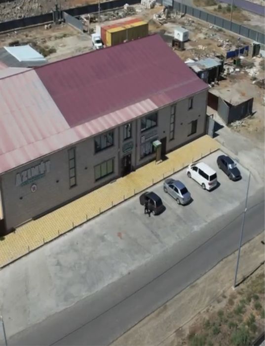 Сдается в аренду под офис  вдоль дороги