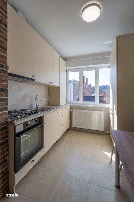 Apartament 2 camere, complet renovat – investitie sigura in centrul