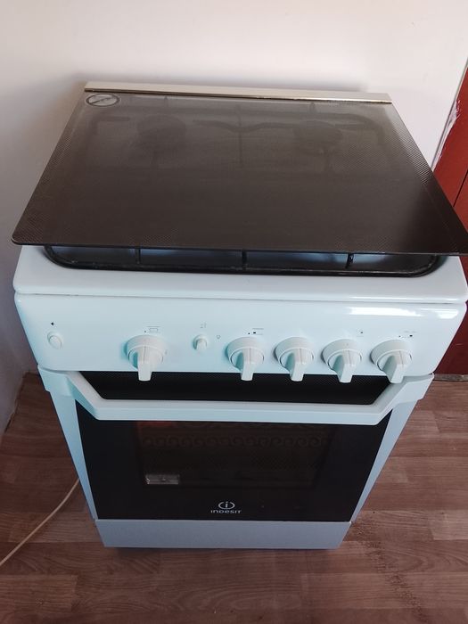 Газовая плита INDESIT
