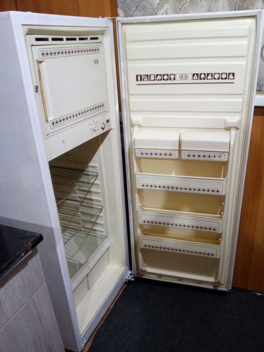 Продам холодильник Sino,в хорошем состоянии.