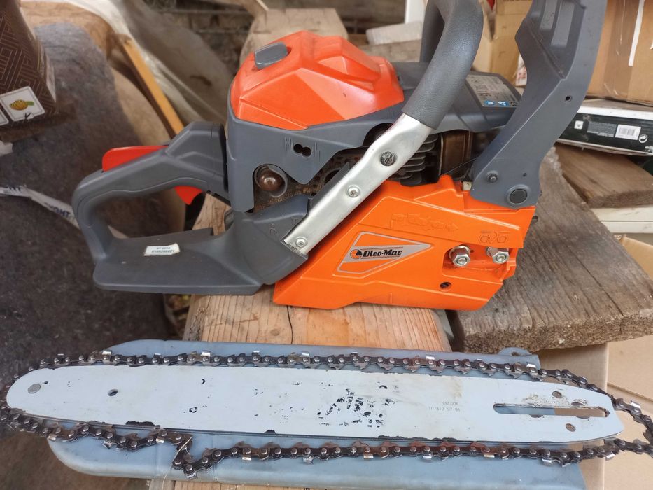 Бензинова резачка Oleo Mac GSH 400