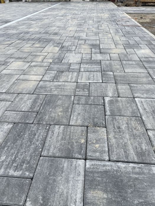 Transformam curtea ta | Montaj pavele Brasov | Borduri