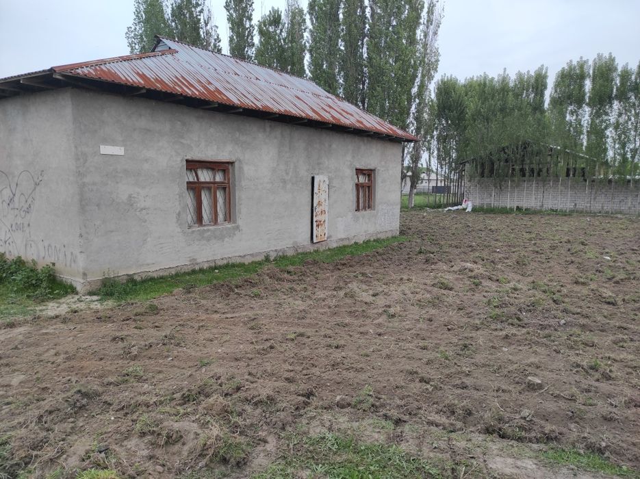2xona uy kadastr qilingan srochno sotamiz
