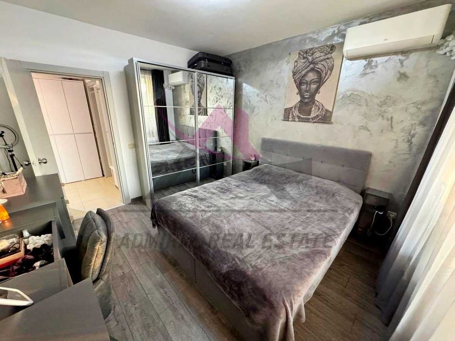 Дава се под наем Двустаен апартамент в к.к. Св.Св. Константин и Елена - 60 кв.м за 818 € - Снимка #2