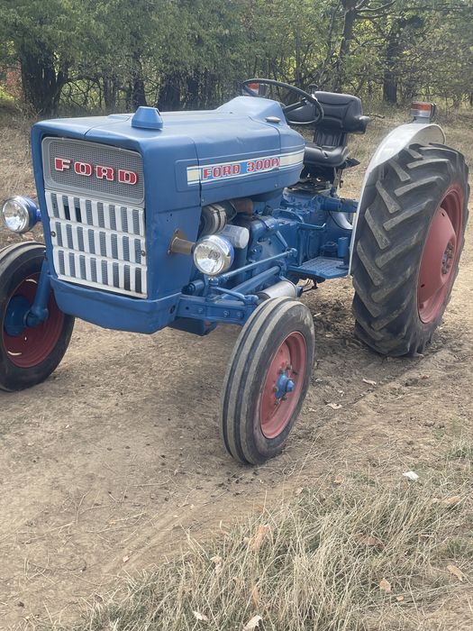 Tractor ford 3000