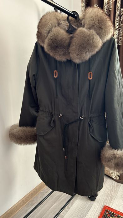 Продам парку, куртку