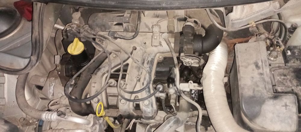 Рено Туинго на части