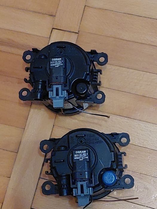 Halogen în bara fata renault