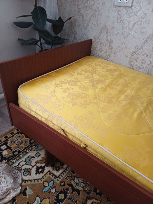 Кровати 2шт в отличном состоянии