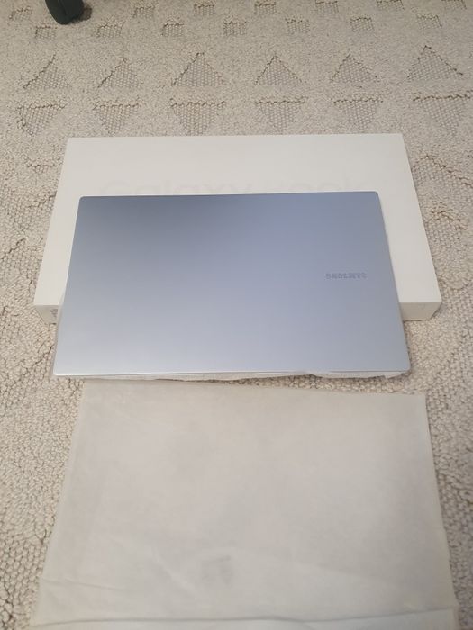 Laptop Samsung Galaxy Book Pro