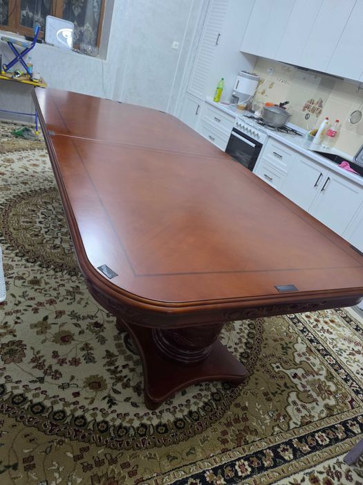 Стол гостинный б/у