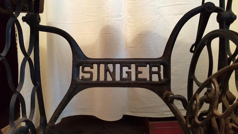 Masina de cusut Singer originala,an de fabricatie 1928,colectie.