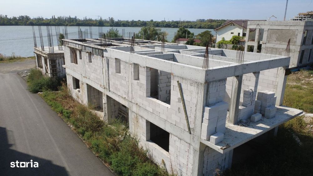 Casa Lacul Pantelimon - La Rosu