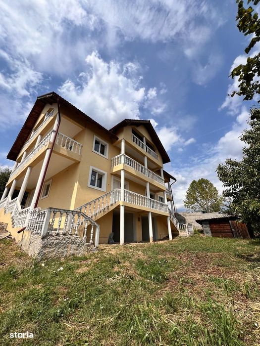 Vilă 372 mp, teren 732 mp – Strada Lacului, Râmnicu Vâlcea