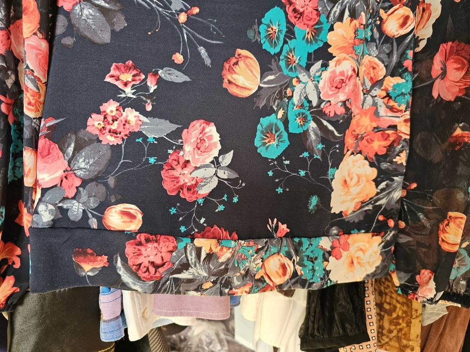 Дамска блуза с дълъг ръкав