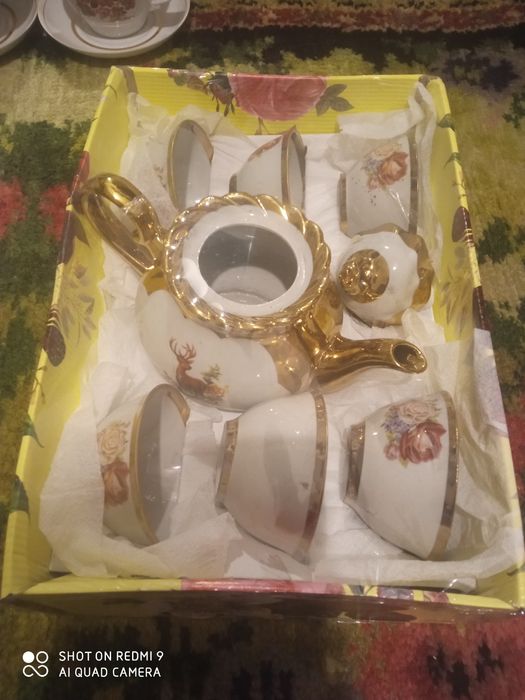 Сервиз чайный,праздничный,новый
