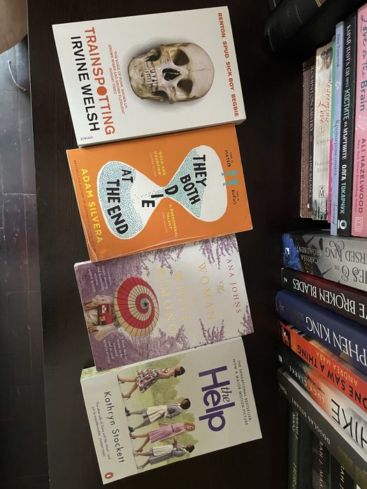 Още книги на английски