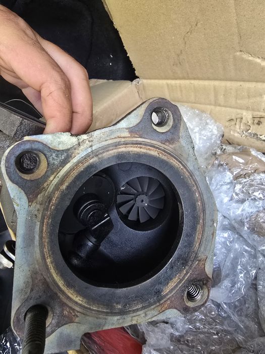 Турбо с blow off turbosmart за Инсигниа 2.0 т. Бензин facelift