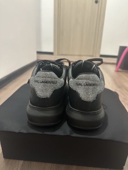 Кецове Karl Lagerfeld 39, отговарят на 38