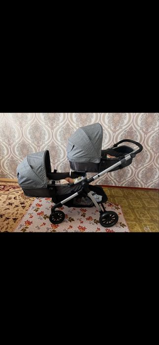 Коляска для двойни