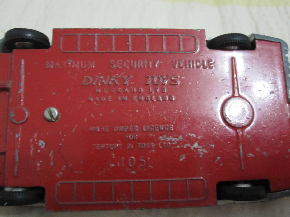 Masinuta foarte rara colectie DINKY 105 MAXIMUM SECURITY VEHICLE(1968)