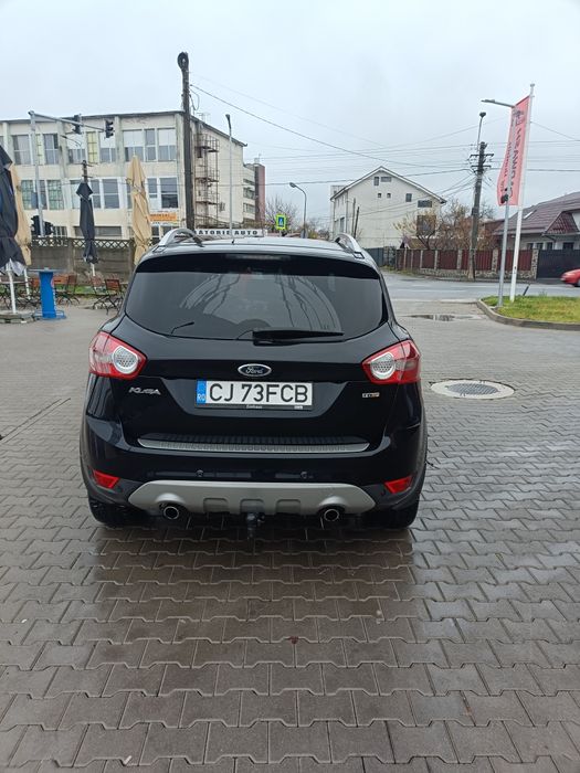 Vând Ford Kuga 2011